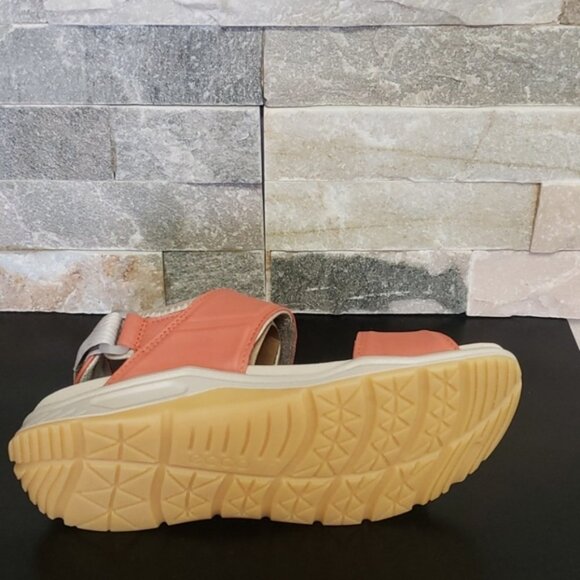ECCO Women's X-trinsic Leather Sport 3S Sandal - Picture 7 of 7